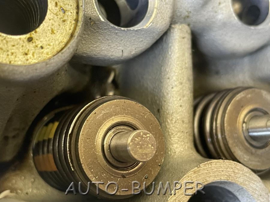 VW Amarok 2010- ГБЦ под ремонт  03L103403 03L103351